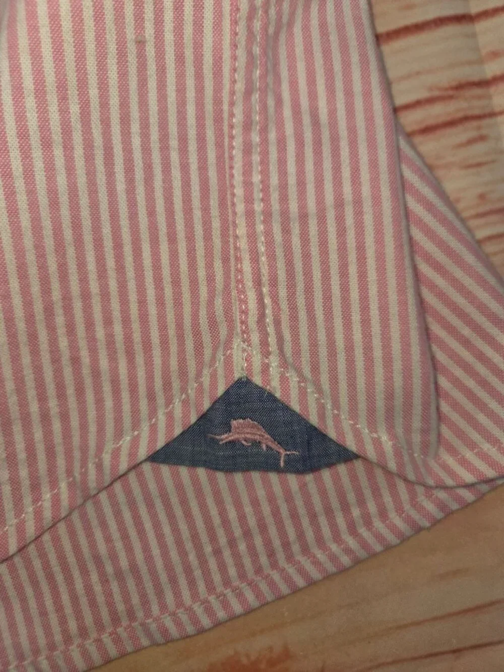 Tommy Bahama Pink Striped Long Sleeve Button-Down Shirt Medium - Picture 7 of 8